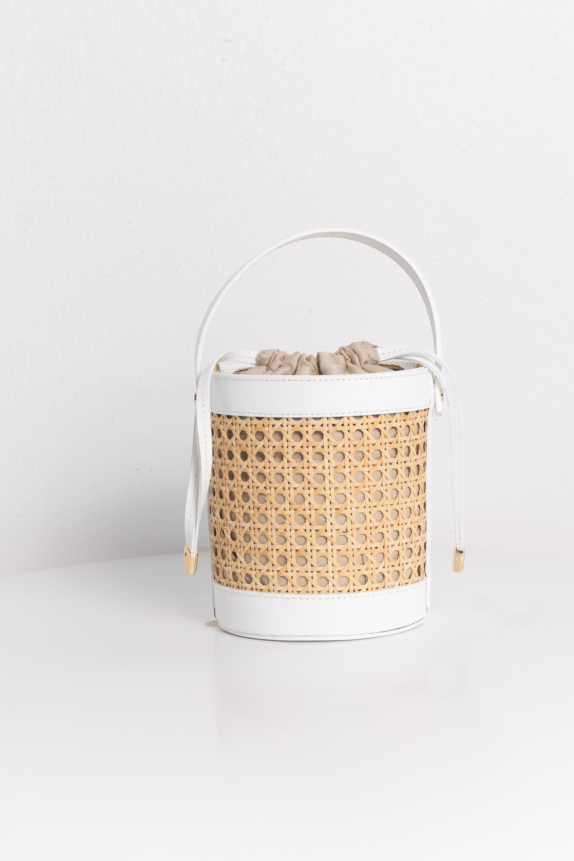 The Sally Bucket - White